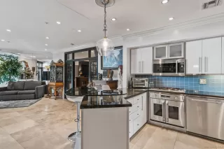 Photo #1: 250031099 Listing 