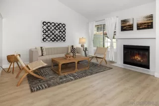 Photo #5: 250031111 Listing