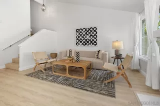 Photo #6: 250031111 Listing