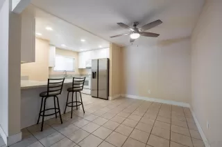 Photo #6: 250031139 Listing