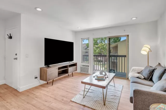 MLS: 250031152 Condo For Sale