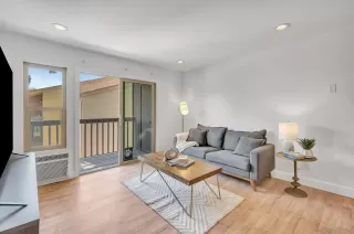 Photo #2: 250031152 Listing