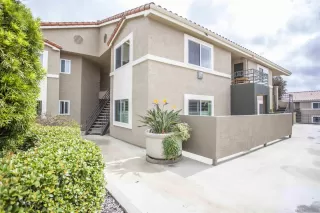 Photo #1: 250031174 Listing