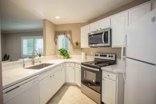 Photo #4: 250031174 Listing