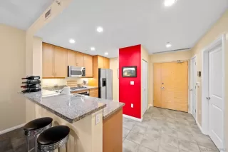 Photo #6: 250031202 Listing