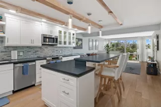 Photo #6: 250031223 Listing