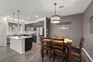 Photo #4: 250031248 Listing