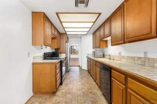 Photo #6: 250031289 Listing