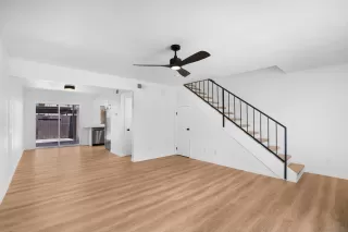 Photo #2: 250031325 Listing