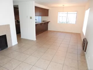 Photo #4: 250031356 Listing