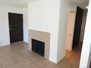 Photo #5: 250031356 Listing