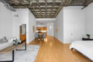 Photo #2: 250031362 Listing