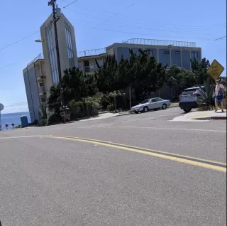 More Details about MLS # 250031407 : 4909 ORCHARD AVE 304