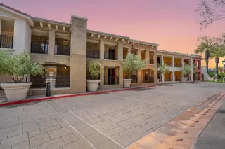 More Details about MLS # 250031531 : 1000 GENTER ST UNIT 304