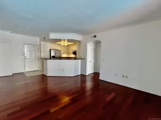 Photo #2: 250031547 Listing