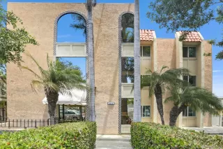 Photo #1: 250031570 Listing