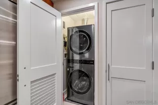 Photo #4: 250031575 Listing