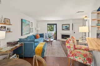 Photo #2: 250031605 Listing