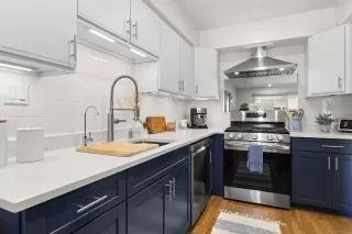 Photo #1: 250031694 Listing