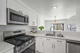 More Details about MLS # 250031714 : 11061 SCRIPPS RANCH