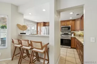 Photo #2: 250031791 Listing