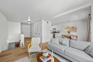 Photo #3: 250031823 Listing 