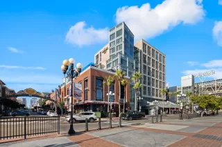 Photo #5: 250031848 Listing 