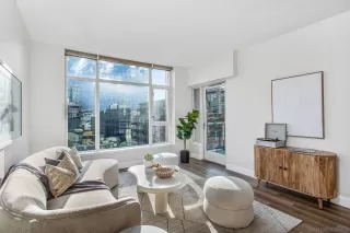 Photo #5: 250031854 Listing