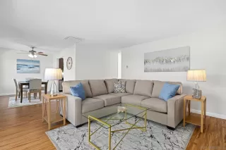 Photo #2: 250031874 Listing