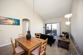 Photo #1: 250031906 Listing