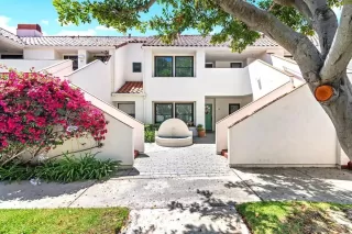 Photo #1: 250031908 Listing