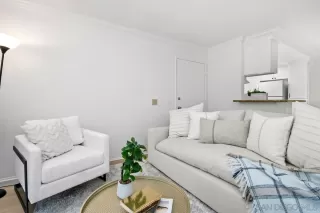 Photo #1: 250031938 Listing