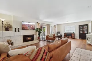 Photo #2: 250031945 Listing 