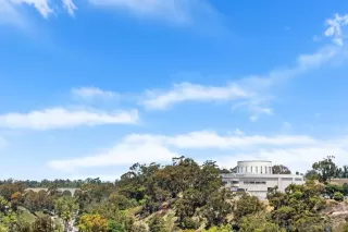 Photo #1: 250031979 Listing