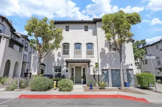 Photo #1: 250031985 Listing