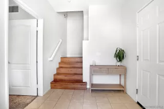 Photo #2: 250031985 Listing