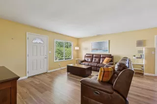 Photo #5: 250031989 Listing