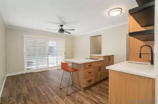 Photo #1: 250031995 Listing 