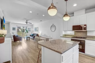 More Details about MLS # 250032024 : 2285 HUNTINGTON POINT ROAD UNIT 147