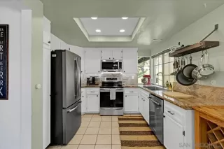 Photo #3: 250032101 Listing 