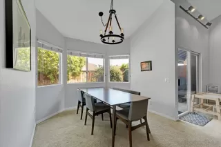 Photo #5: 250032101 Listing 