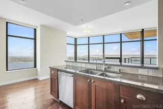 Photo #5: 250032125 Listing