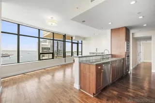 Photo #6: 250032125 Listing