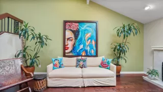 Photo #3: 250032191 Listing