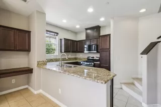 Photo #5: 250032239 Listing 
