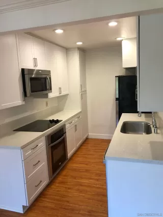 Photo #5: 250032241 Listing