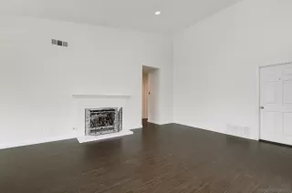 Photo #6: 250032276 Listing