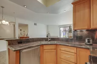 Photo #6: 250032322 Listing 