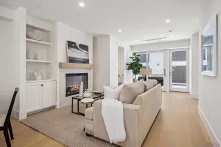 Photo #2: 250032374 Listing