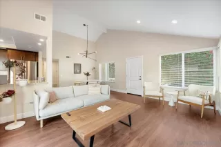Photo #2: 250032378 Listing 